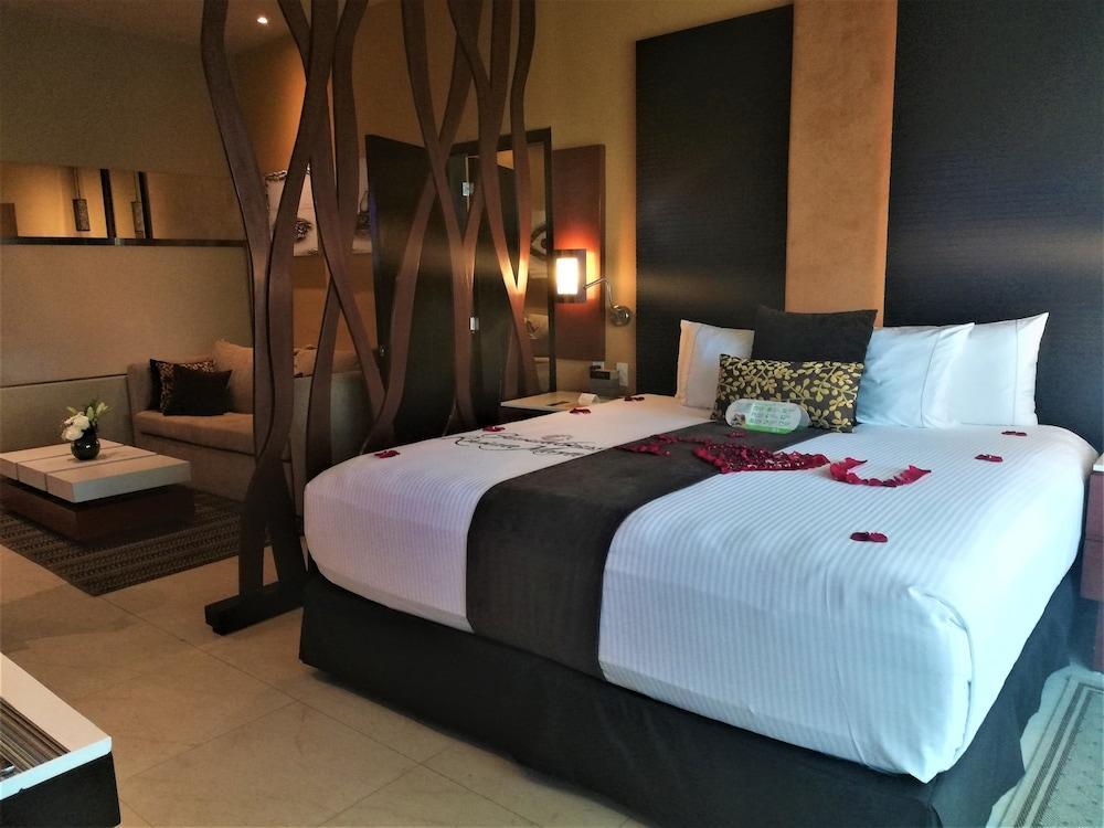 Generations Riviera Maya Family Resort Catamaran, Water Park & More Inclusive Puerto Morelos Bagian luar foto